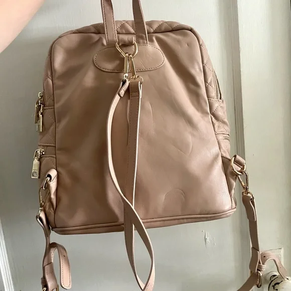 Bebe Backpack - Picture 2 of 4